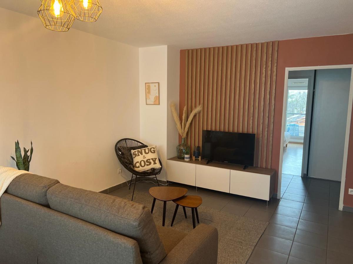 Snug & Cosy Proche Gare Partdieu, Acces Facile Aeroport Et Eurexpo 维勒班 外观 照片